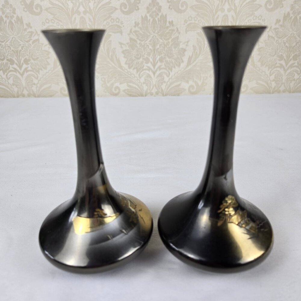 Pair of Japanese Genie Bottle Bud Vases Snow Capped Mt Fuji Village Etching Vtg - Picture 4 of 13